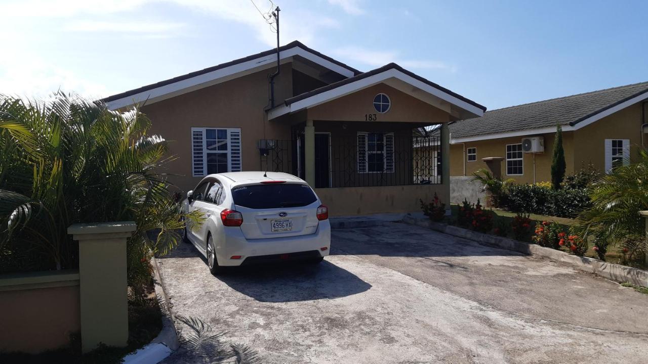 Bing'S Home Away From Home โอโชรีโอส ภายนอก รูปภาพ